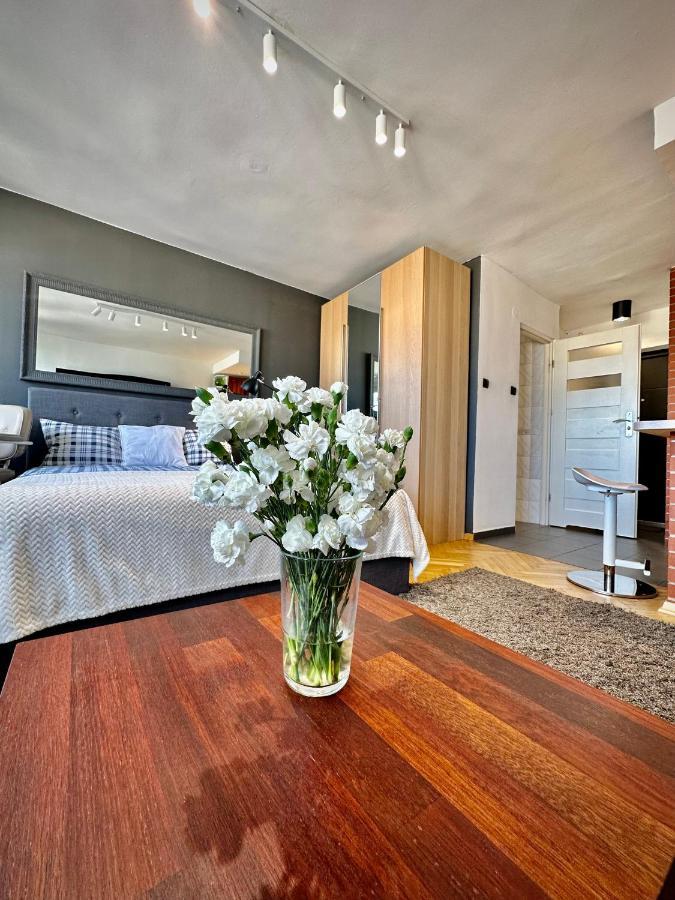 Super Apartament White Warszawa 2X Metro Scisle Centrum Wifi 300 Mbs New Εξωτερικό φωτογραφία